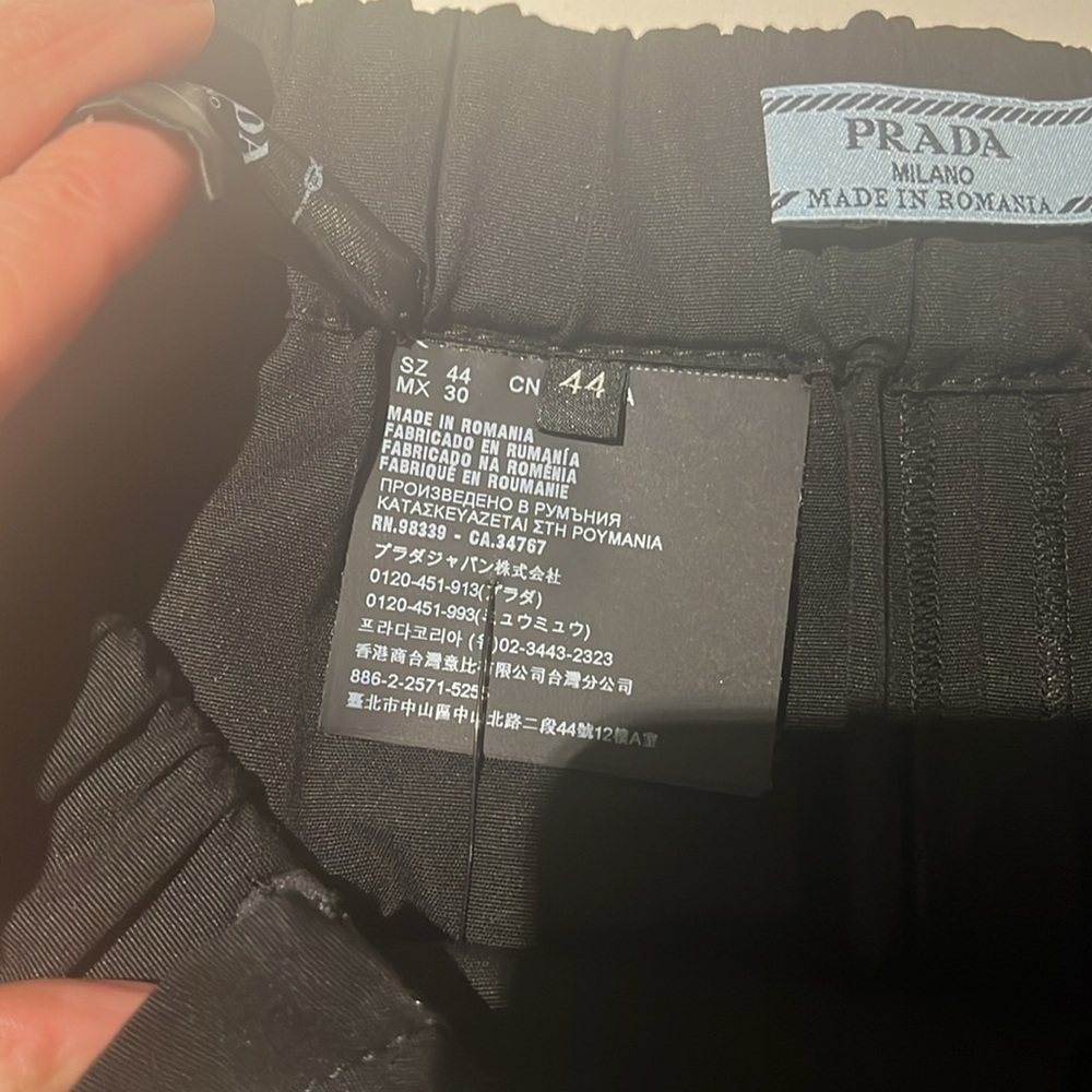 Black Prada cotton shorts with shell buttons brand new size 44 - Picture 5 of 5